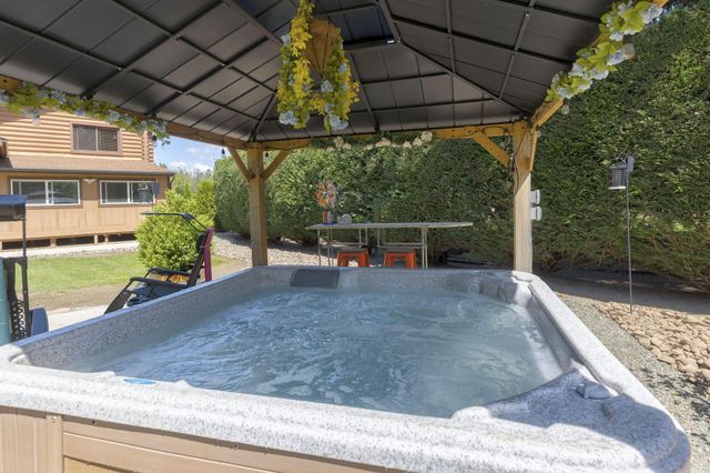 8110 New Hope Road, Grants Pass, OR 97527