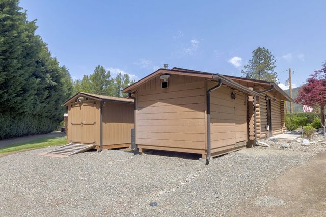8110 New Hope Road, Grants Pass, OR 97527
