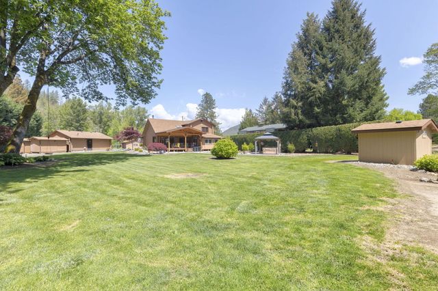 8110 New Hope Road, Grants Pass, OR 97527
