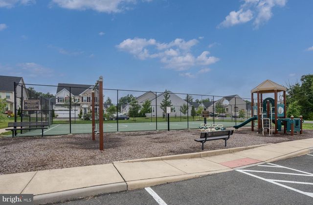 12528 SOUTHINGTON DR, Woodbridge, VA 22192
