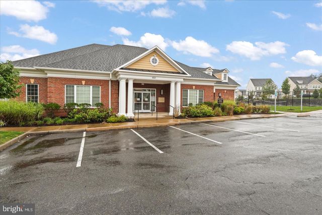 12528 SOUTHINGTON DR, Woodbridge, VA 22192