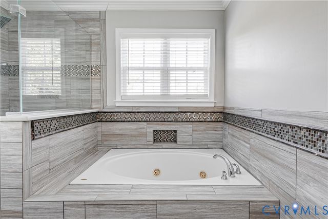 6415 Lakeway Dr, Mechanicsville, VA 23111