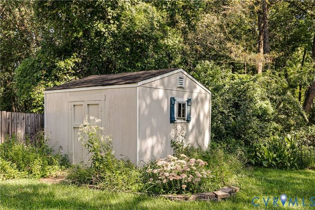 6415 Lakeway Dr, Mechanicsville, VA 23111