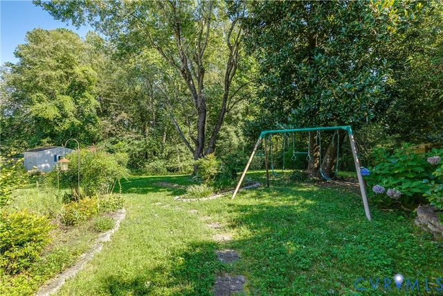 6415 Lakeway Dr, Mechanicsville, VA 23111