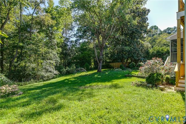 6415 Lakeway Dr, Mechanicsville, VA 23111