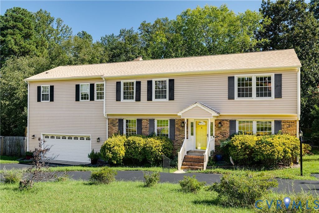 6415 Lakeway Dr, Mechanicsville, VA 23111