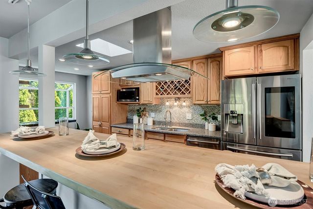 11918 NE 159th Street, Bothell, WA 98011