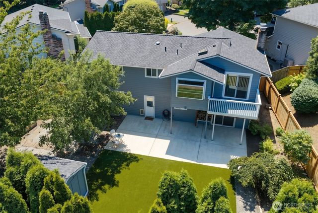 11918 NE 159th Street, Bothell, WA 98011