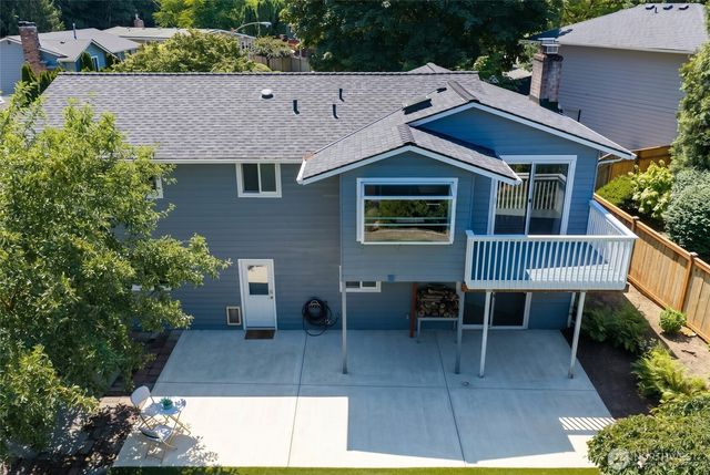 11918 NE 159th Street, Bothell, WA 98011