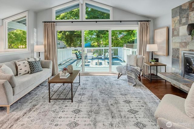 11918 NE 159th Street, Bothell, WA 98011