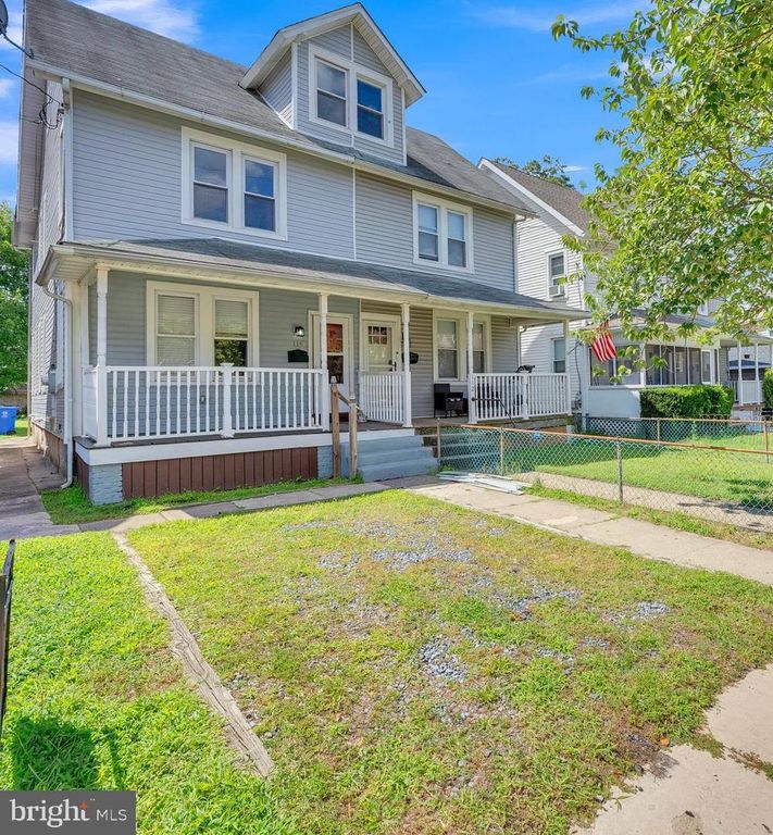 114 DELAWARE AVE, Riverside, NJ 08075