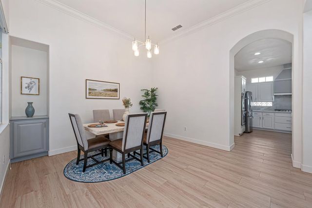 7576 Whistlestop Way, Roseville, CA 95747