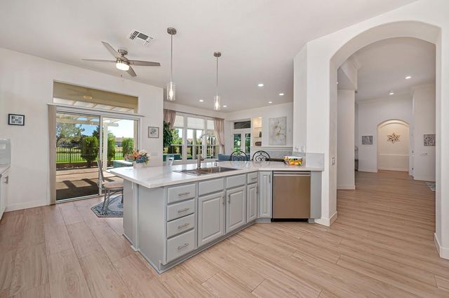 7576 Whistlestop Way, Roseville, CA 95747