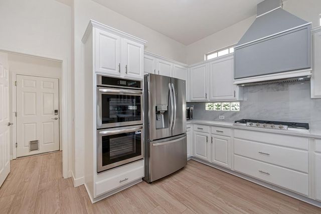 7576 Whistlestop Way, Roseville, CA 95747