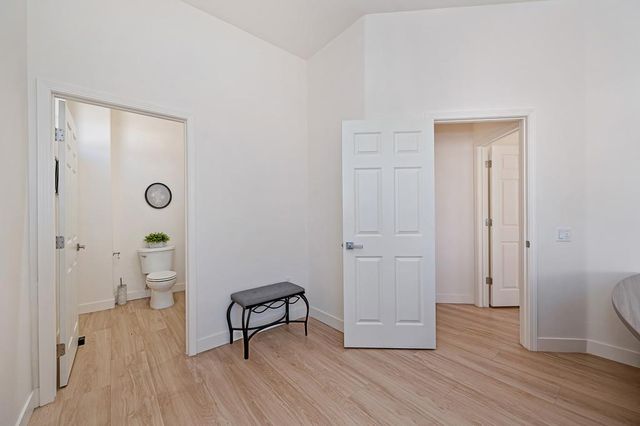 7576 Whistlestop Way, Roseville, CA 95747