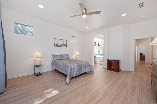 7576 Whistlestop Way, Roseville, CA 95747