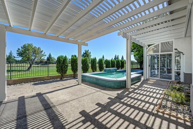 7576 Whistlestop Way, Roseville, CA 95747