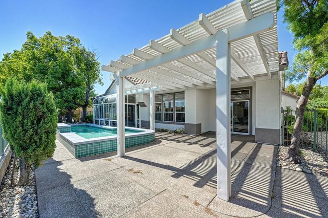 7576 Whistlestop Way, Roseville, CA 95747