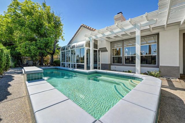 7576 Whistlestop Way, Roseville, CA 95747