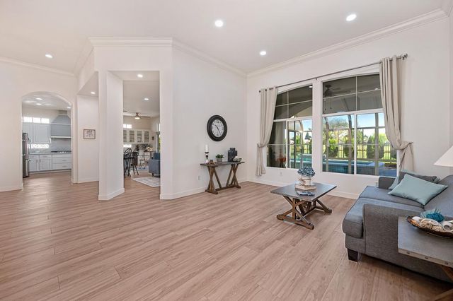 7576 Whistlestop Way, Roseville, CA 95747