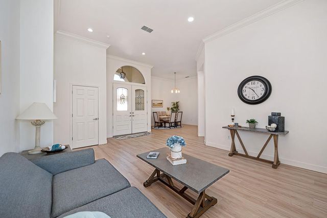 7576 Whistlestop Way, Roseville, CA 95747