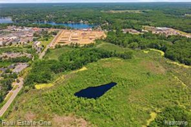000 Dorr Road, Brighton, MI 48114