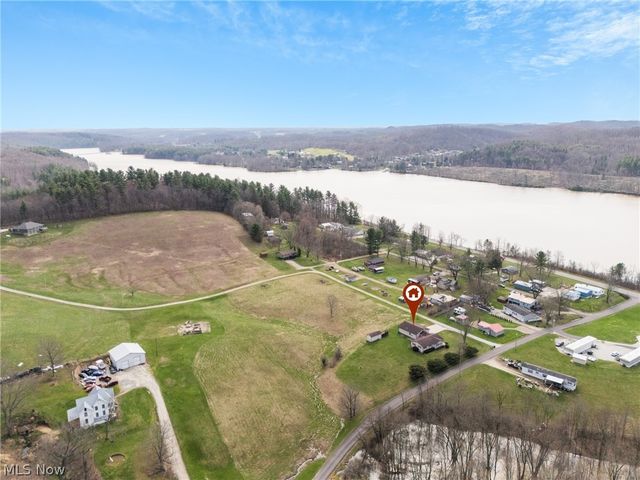 1090 Fort Road SW, Dellroy, OH 44620