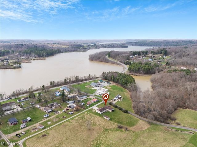 1090 Fort Road SW, Dellroy, OH 44620