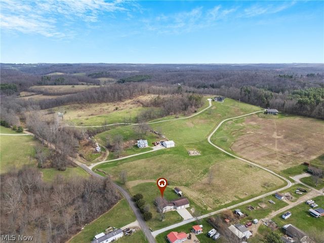 1090 Fort Road SW, Dellroy, OH 44620