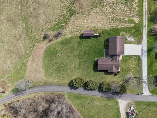 1090 Fort Road SW, Dellroy, OH 44620