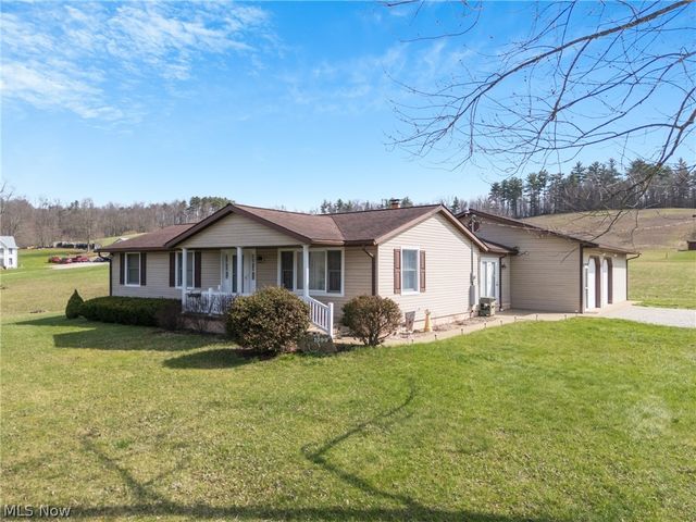 1090 Fort Road SW, Dellroy, OH 44620