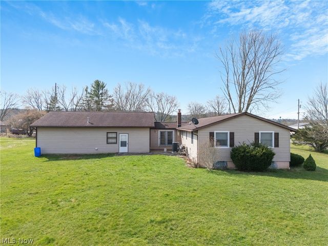 1090 Fort Road SW, Dellroy, OH 44620