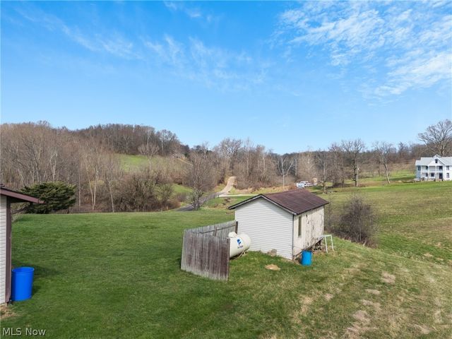 1090 Fort Road SW, Dellroy, OH 44620