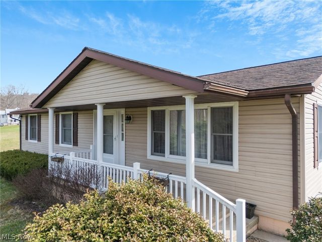 1090 Fort Road SW, Dellroy, OH 44620