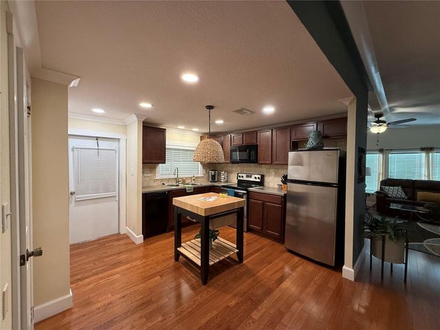 35 SEMINOLE PATH, Wildwood, FL 34785