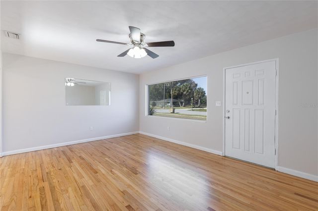 2590 WESTLAND ROAD, Mount Dora, FL 32757