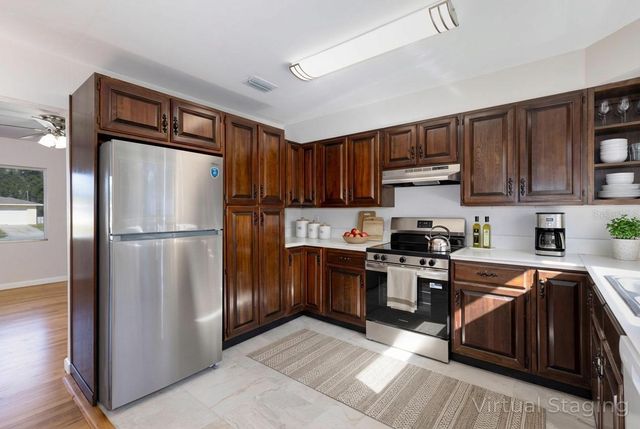 2590 WESTLAND ROAD, Mount Dora, FL 32757