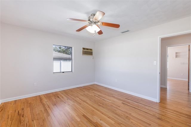 2590 WESTLAND ROAD, Mount Dora, FL 32757