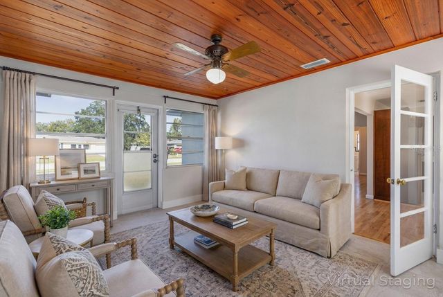 2590 WESTLAND ROAD, Mount Dora, FL 32757