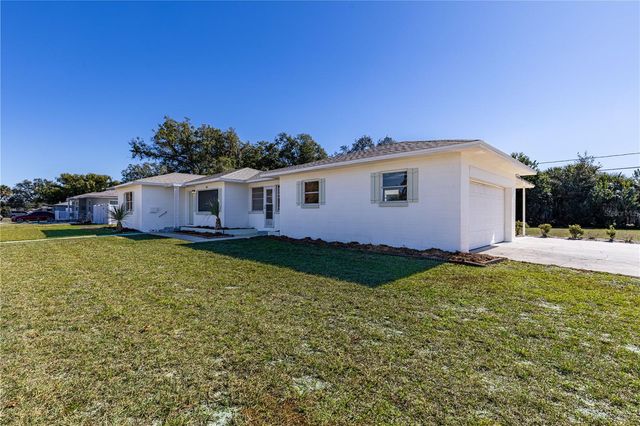 2590 WESTLAND ROAD, Mount Dora, FL 32757