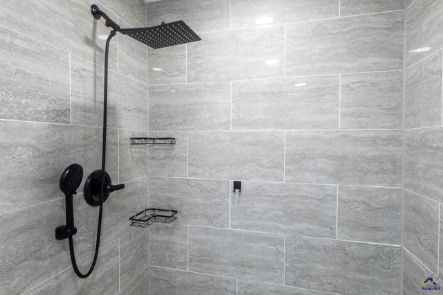 711 Main street, Byron, GA 31008