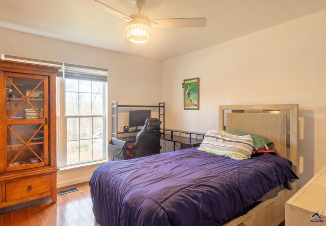 711 Main street, Byron, GA 31008