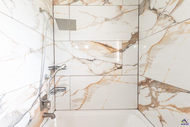 711 Main street, Byron, GA 31008