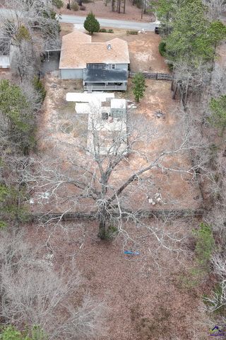 711 Main street, Byron, GA 31008