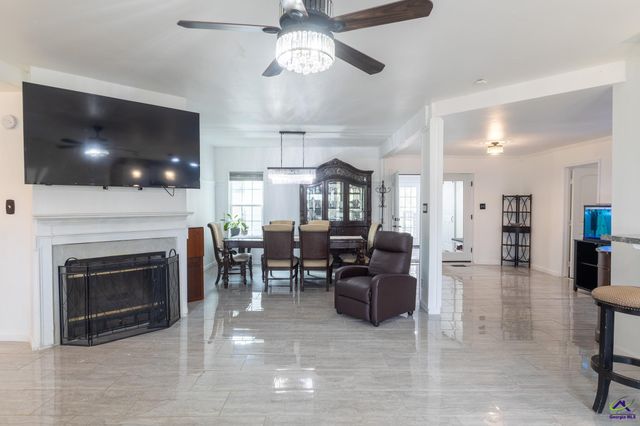 711 Main street, Byron, GA 31008