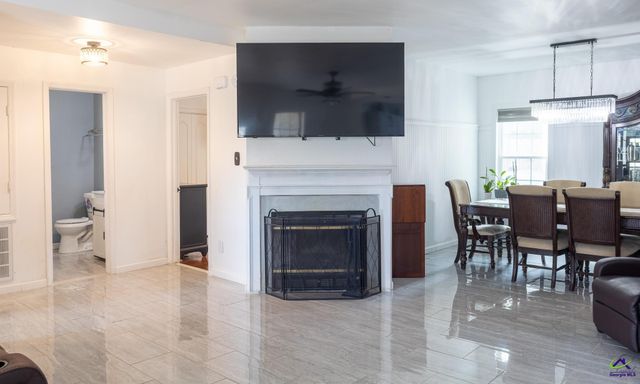 711 Main street, Byron, GA 31008