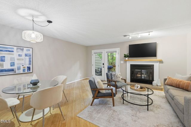 404 Forest Court, Carrboro, NC 27510