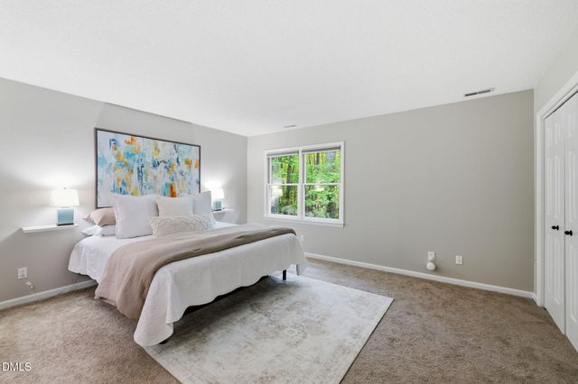 404 Forest Court, Carrboro, NC 27510