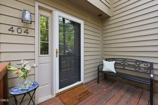 404 Forest Court, Carrboro, NC 27510