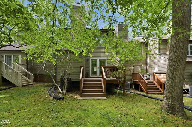 404 Forest Court, Carrboro, NC 27510